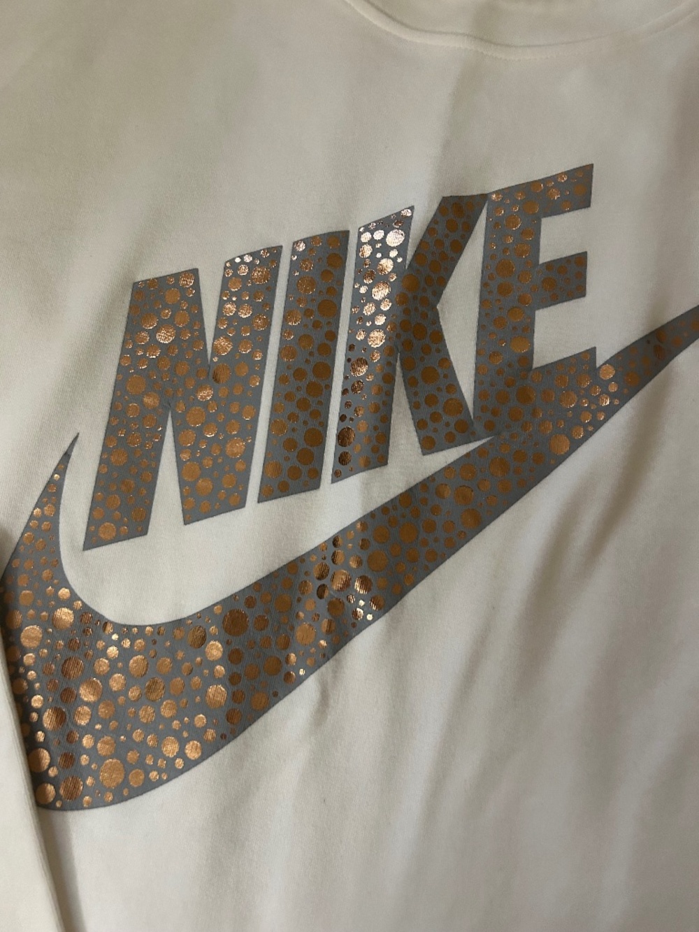 Nike Top - Picture 2 of 5